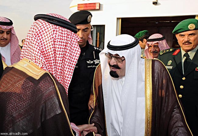 خادم الحرمين يصل إلى الرياض قادما من جدة