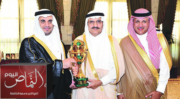 خالد بن بندر يستقبل أبطال كأس الملك ويشيد بالإنجاز
