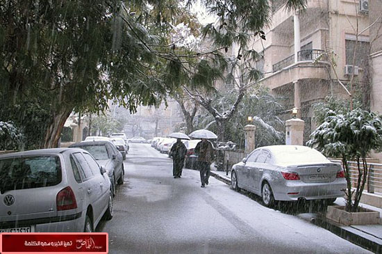 «أليكسا» تغمر الشرق الأوسط بالثلوج وتزيد معاناة السوريين