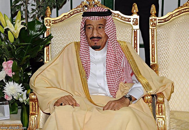 ولي العهد يطمئن على صحة خادم الحرمين الشريفين
