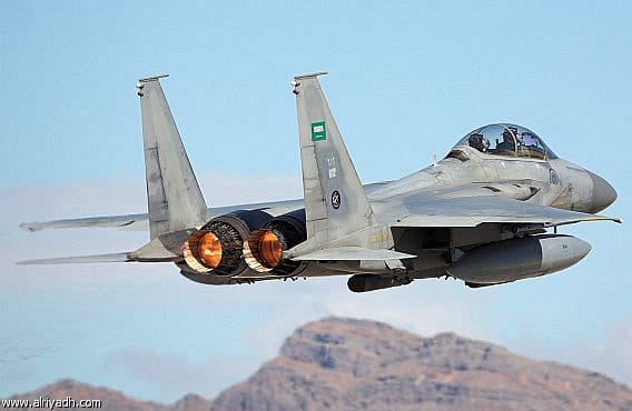 سقوط طائرة (F15) خلال مهمة تدريبية بالشرقية..فيما لا يزال البحث جار عن قائدها