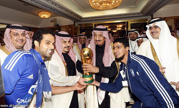 ولي العهد يرعى المباراة النهائية.. غداً