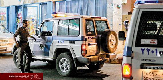 القبض على عصابة بالزي العسكري تسرق المنازل في جدة