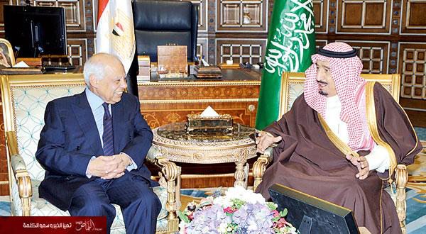 ولي العهد يبحث مع الببلاوي تعزيز التعاون وآخر التطورات إقليمياً ودولياً