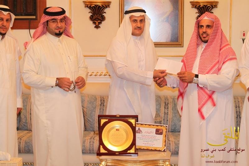 الشيخ الدكتور عبدالله بن مشرف العمري يدعم ملتقى كعب بمبلغ 20000 عشرون ألف ريال