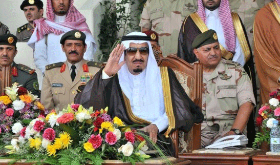 سمو وزير الدفاع يتفقد القطاعات العسكرية بالمنطقة الجنوبية