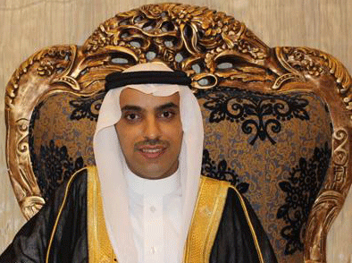 الدكتورعبدالرحمن العمري عريساً  واللواء الدكتور سعيد بن زهير آل وافي يشرف الحفل
