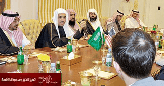 وزير العدل لوفد الهيئة الأمريكية للحريات :إيقاف «أصحاب الرأي» تحفظيا لتأثيرهم على احترام نظام الدولة