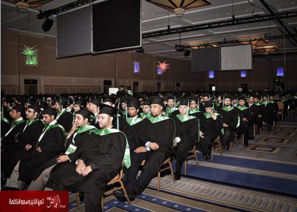 الملك يشكر ملحقية السعودية بأمريكا ومبتعثيها على مشاعرهم