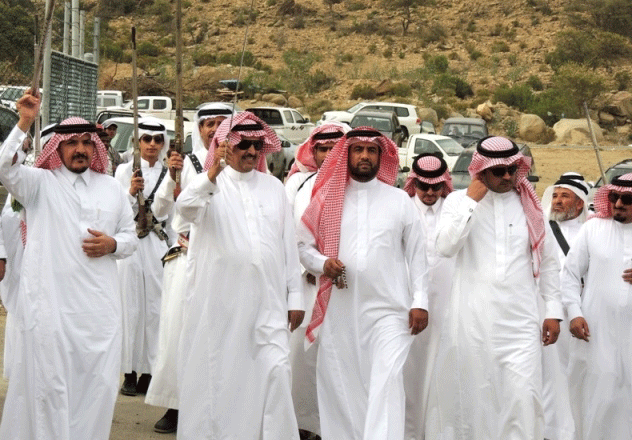 محافظ النماص يشرف الحفل الخطابي لسباق وادي التحديات 1433هـ وافتتاح معرض فرع المياة