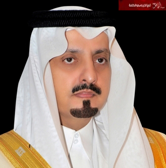 أمير عسير يكرم 300 متفوقاً ومتفوقة ويدشن مشروع التعليم الإلكتروني