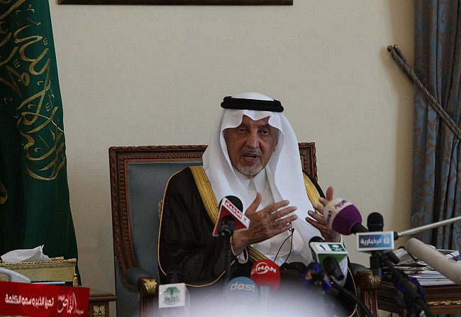 أمير مكة .. تخفيض عدد الحجاج قرار فرضته مشروعات التطوير
