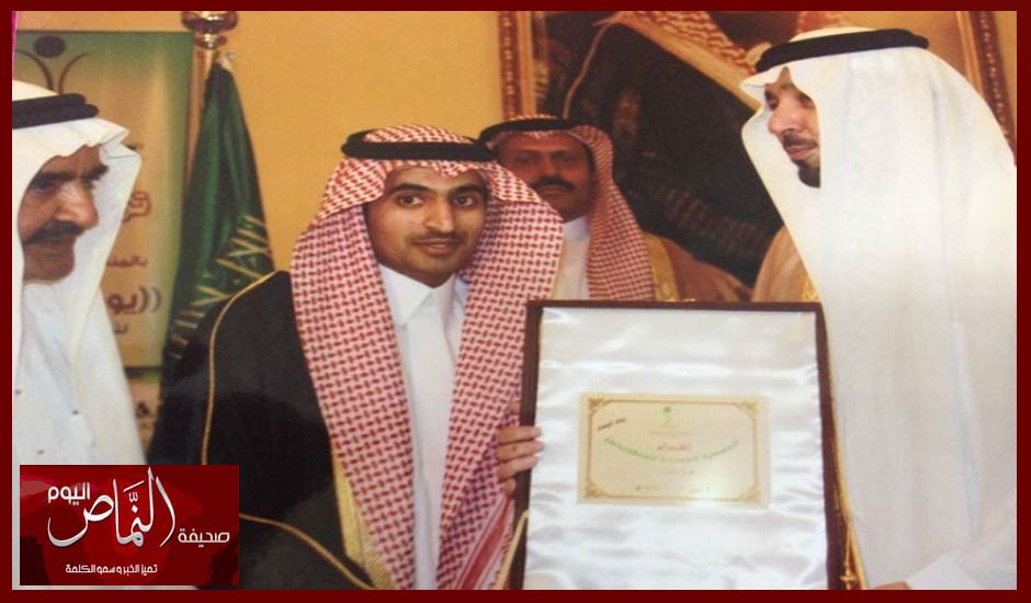 أمير نجران .. يكرم الإعلامي المبدع بندر الشهري