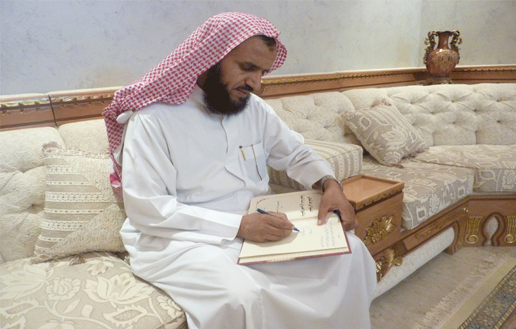 فضيلة الشيخ الدكتور محمد بن عبدالله ابو حذاف العمري يلقي عدد من المحاضرات بالدوائر الحكومية