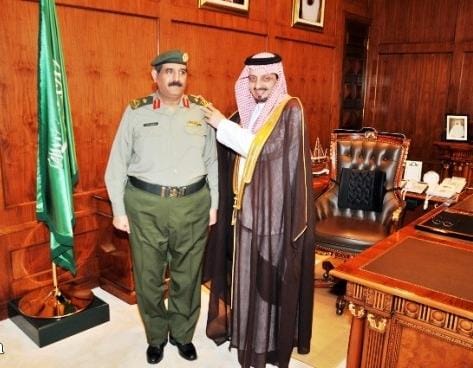 أمير منطقة عسير يقلد اللواء بن زياد رتبته الجديدة
