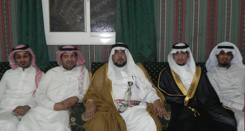 سلطان آل سلطان يحتفل بزواجه وسط افراح الجميع