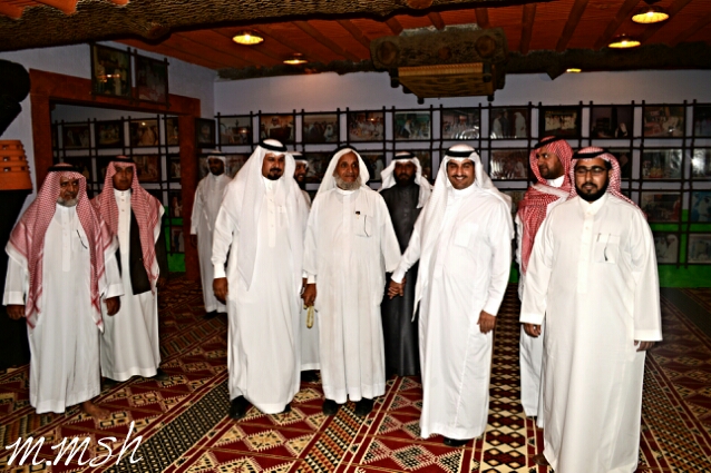 رجل الاعمال الفوزان في ضيافة خالد الشهري بتراثية بن حمسان