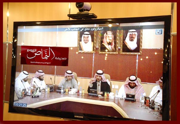 مدير التربية والتعليم يدشن قاعة الاجتماعات بمقر الإدارة