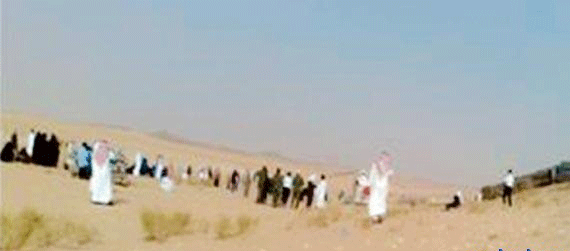 تعطل قطار يقل 344 راكبا  .. وقاطرة من بقيق تنقذ الموقف