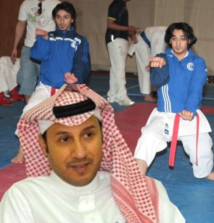 الحكم الدولي مشرف الشهري يحاضر في دورة جدة