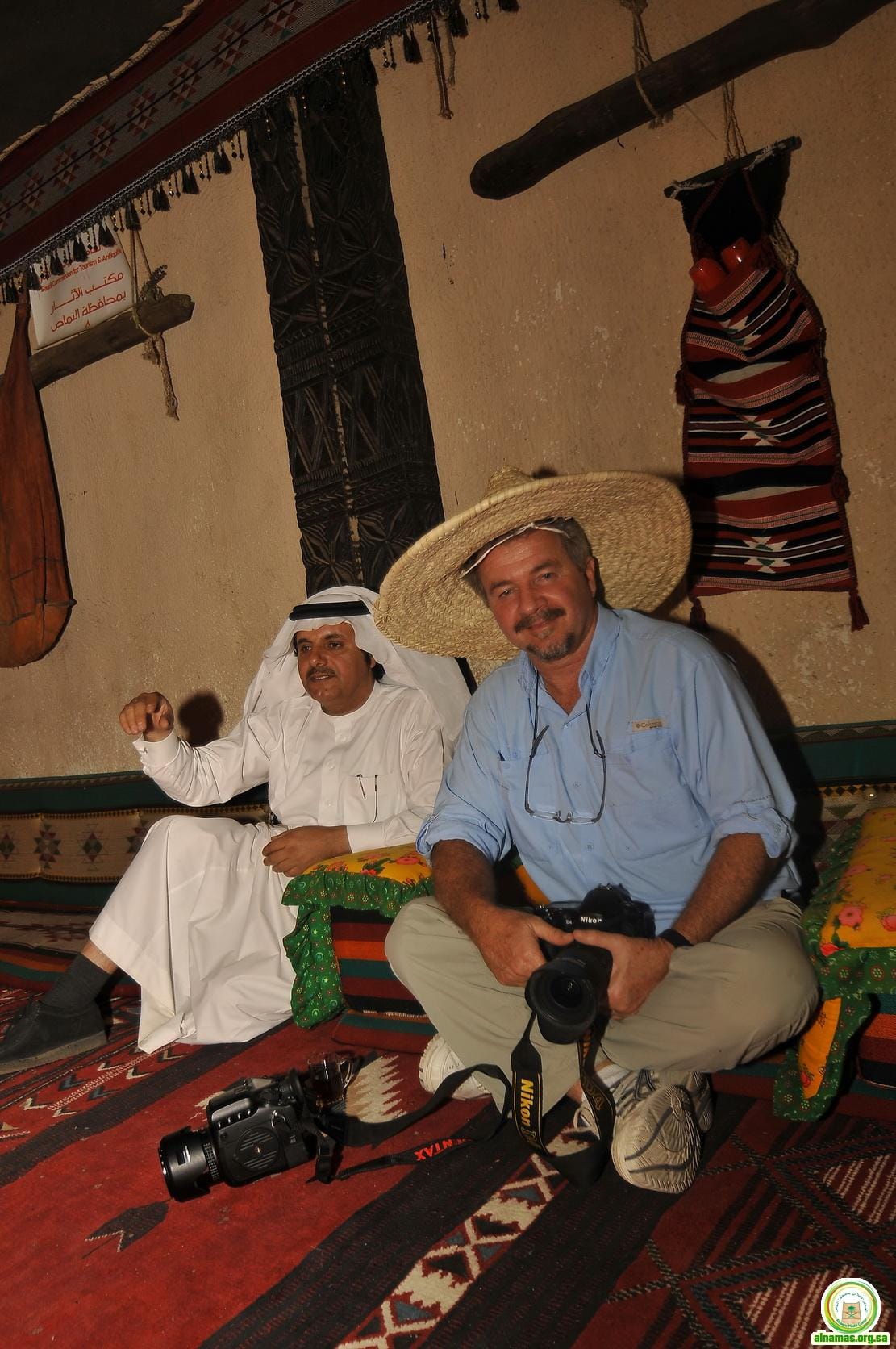المصور العالمي ديفيد كيركلاند يزور النماص