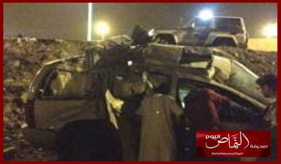 سقوط سيارة من اعلى جسر في محافظة النماص .. بسبب مفحط !!