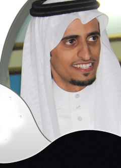 ناصر الزيداني في حفل زواج جمع فيه الأقارب والمحبين