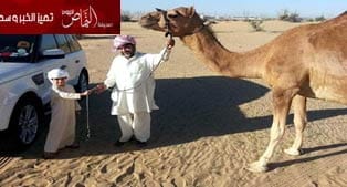 إماراتي يهدي خادمه ناقة تجاوبا مع دعوة حاكم دبي لتكريم العمال